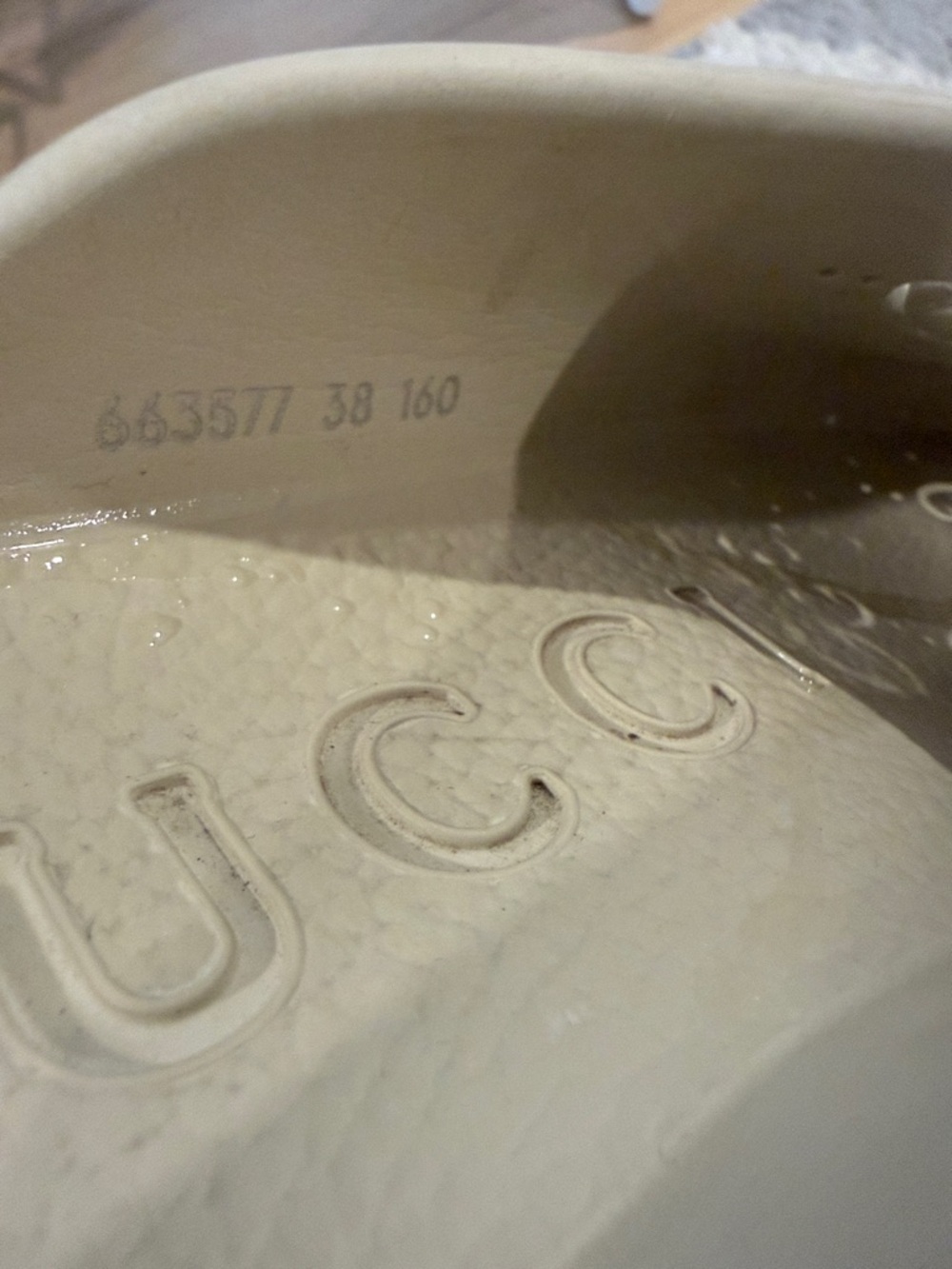 Gucci Cream Clogs - Picture 10 of 10